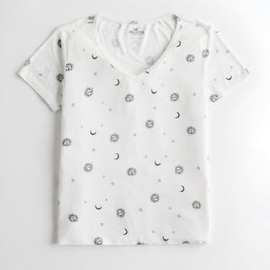 NWOT HOLLISTER MUST HAVE COLLECTION EASY T-SHIRT